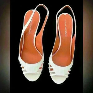 Via Spiga white peep toe sling back pumps size 9M